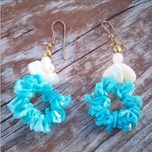Vintage Turquoise Lucite Floral Dangle Earrings 2 Inch Boho